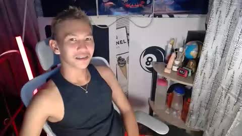 ralfhuge24 online show from March 2026 01:14:02 PM