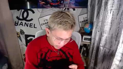 ralfhuge24 online show from April 2026 02:58:02 PM