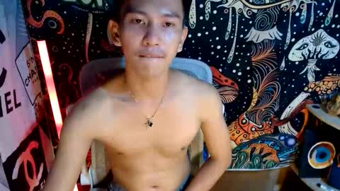 ralfhuge24 online show from May 2026 04:46:02 PM
