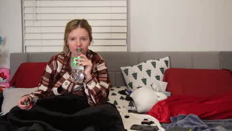 Snapshot of ramichick chatting on January 2025 01:31:02 AM Rami online show from January 2025 01:31:02 AM