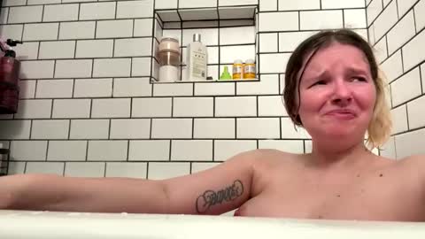 Snapshot of ramichick chatting on December 2025 03:24:02 AM Rami online show from December 2025 03:24:02 AM