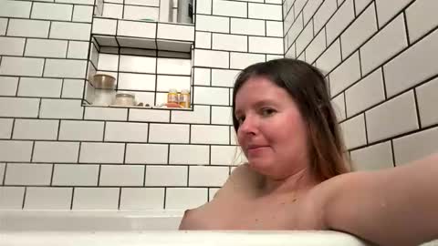 Snapshot of ramichick chatting on January 2026 02:05:01 AM Rami online show from January 2026 02:05:01 AM