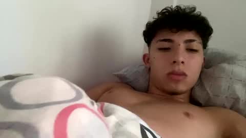 Snapshot of ramiroo2312 chatting on February 2025 10:07:01 AM ramiroo2312 online show from February 2025 10:07:01 AM