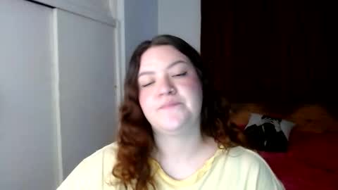 Snapshot of ramona15 chatting on May 2026 10:52:02 PM Ramona online show from May 2026 10:52:02 PM