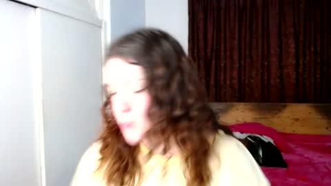 Snapshot of ramona15 chatting on June 2026 11:07:01 PM Ramona online show from June 2026 11:07:01 PM