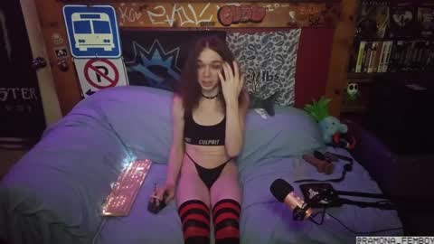 ramona_femboy online show from September 2025 03:00:02 AM