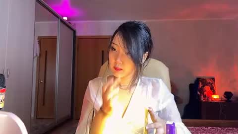 Ada Kim online show from July 2026 02:08:02 PM