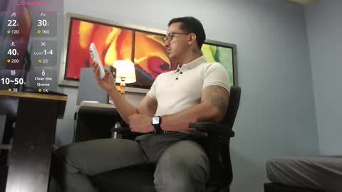 Snapshot of randylukehot chatting on February 2026 07:40:01 PM randylukehot online show from February 2026 07:40:01 PM