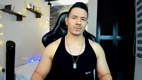 Jonas online show from January 2025 01:12:02 AM