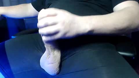 Snapshot of rapaces49 chatting on January 2026 05:17:01 PM Raptor online show from January 2026 05:17:01 PM