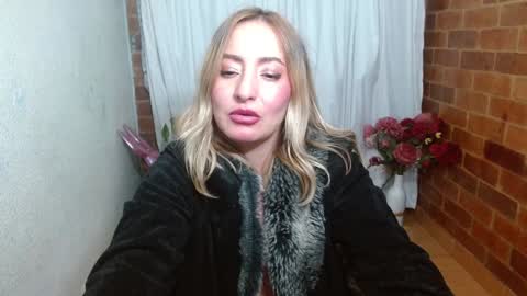 Raquel online show from January 2025 12:07:01 AM