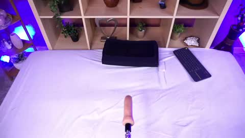 Raquel online show from May 2026 04:40:01 AM