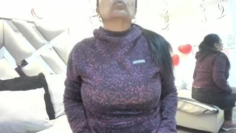 Raquel Moore  online show from February 2026 02:25:01 PM