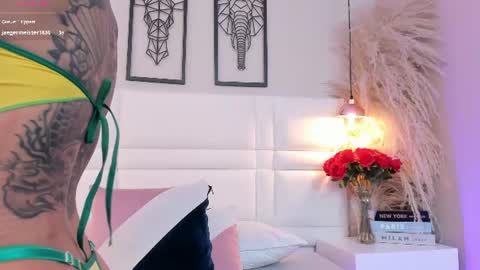 Snapshot of raquelhyde_ chatting on June 2026 07:23:01 PM raquel Hyde online show from June 2026 07:23:01 PM