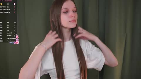 Snapshot of raquelwardman chatting on February 2026 05:21:01 PM Rica online show from February 2026 05:21:01 PM