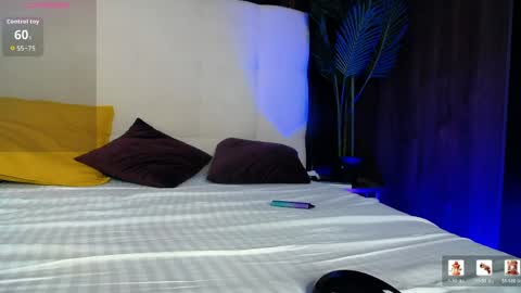 Raven Foxxy online show from May 2026 05:35:02 AM