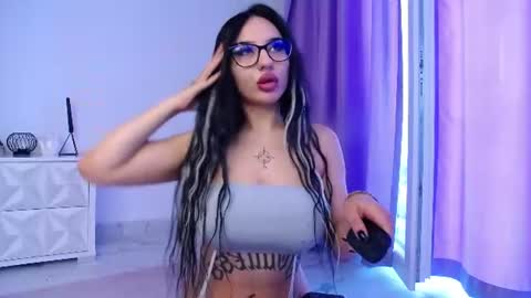 Raven Foxxy online show from June 2026 07:14:02 AM