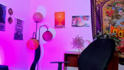 raven  online show from April 2026 02:34:01 AM