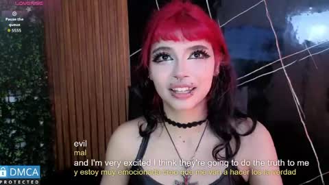 Snapshot of raven_rox_ chatting on May 2026 07:11:01 PM raven_rox_ online show from May 2026 07:11:01 PM