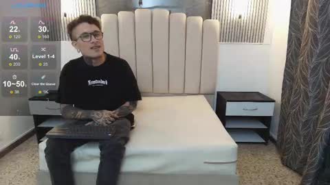 ravenandcody online show from September 2025 03:39:02 AM