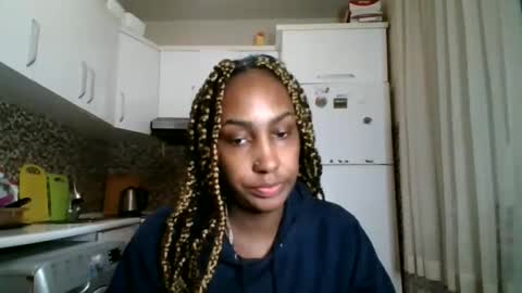 ravenbby online show from May 2026 08:28:01 PM