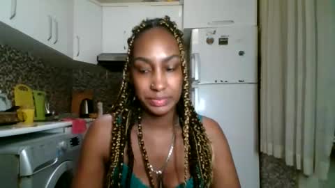 ravenbby online show from May 2026 06:15:02 PM