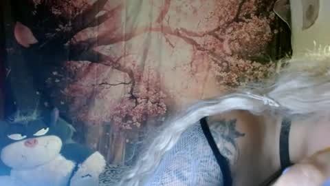 ravenlotus online show from June 2026 10:33:01 PM