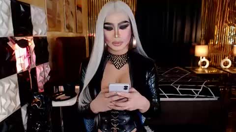 ravenmystiquex online show from June 2026 07:47:02 AM