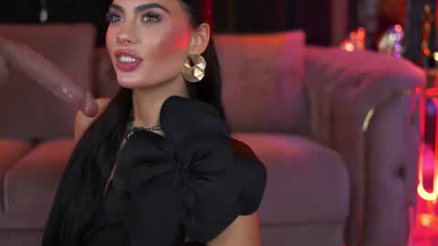 Lav online show from June 2026 07:37:01 PM