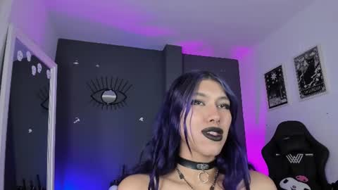 Raven Witch online show from June 2026 08:19:02 PM