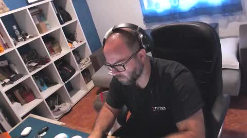 ravingr3d3 online show from September 2025 08:08:01 AM