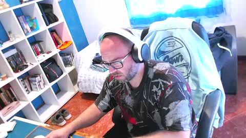 ravingr3d3 online show from May 2026 02:45:01 PM