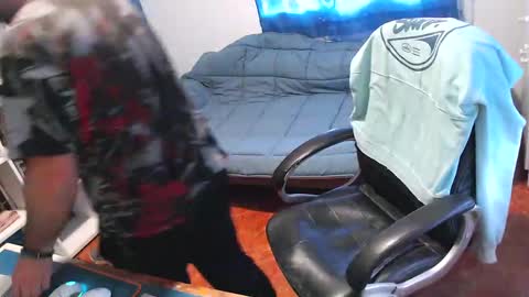 ravingr3d3 online show from May 2026 08:11:01 AM
