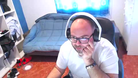 ravingr3d3 online show from May 2026 08:21:02 AM
