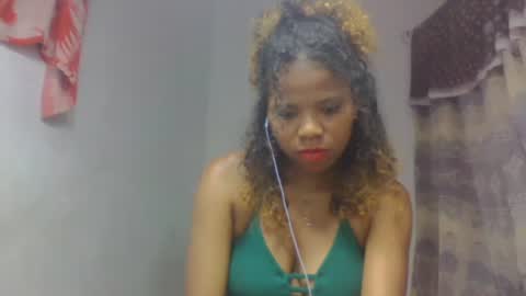 Snapshot of ravomamy chatting on November 2025 05:40:02 AM ravomamy online show from November 2025 05:40:02 AM