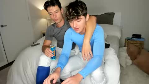 Snapshot of rawr_itsben chatting on February 2025 08:10:01 PM Its Ben online show from February 2025 08:10:01 PM