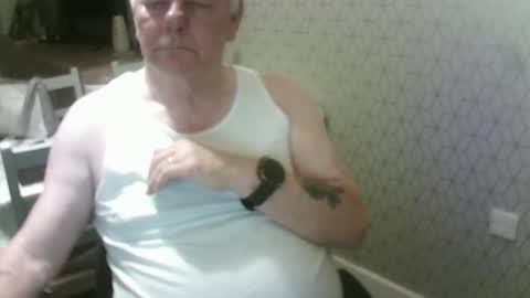 Snapshot of ray47 chatting on September 2025 10:10:02 PM ray47 online show from September 2025 10:10:02 PM