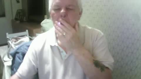 Snapshot of ray47 chatting on October 2025 11:02:01 PM ray47 online show from October 2025 11:02:01 PM