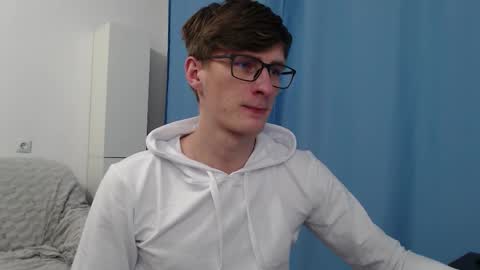 Snapshot of ray_booy chatting on November 2025 05:46:02 PM Ray Booy online show from November 2025 05:46:02 PM