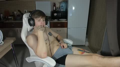 Ray online show from December 2024 09:15:02 PM