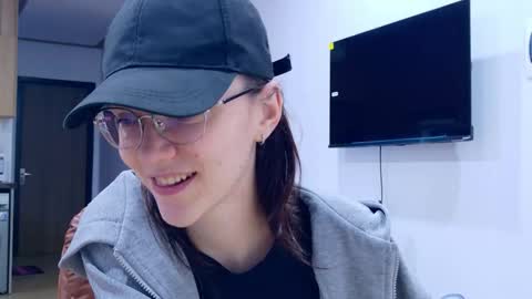 Snapshot of ray_lol chatting on January 2026 04:48:02 AM Ray-Ray online show from January 2026 04:48:02 AM