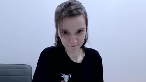 Snapshot of ray_lol chatting on February 2026 12:13:02 PM Ray-Ray online show from February 2026 12:13:02 PM