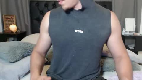 Ray online show from February 2025 12:49:01 AM