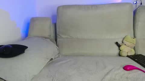 Ray  online show from May 2026 11:19:01 AM