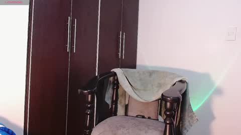 Snapshot of raydevil_ chatting on January 2025 06:16:02 PM Rayn online show from January 2025 06:16:02 PM