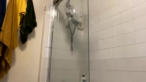 Snapshot of raydick1919 chatting on February 2026 09:35:02 AM Raydick online show from February 2026 09:35:02 AM