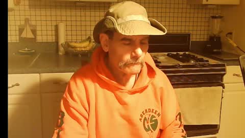 Ray online show from November 2025 07:36:02 AM