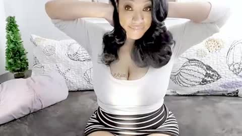 Snapshot of rayne_woods chatting on June 2026 10:24:01 AM rayne woods online show from June 2026 10:24:01 AM