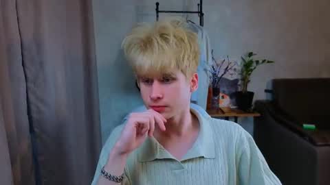 rayondovwson online show from June 2026 09:26:01 PM