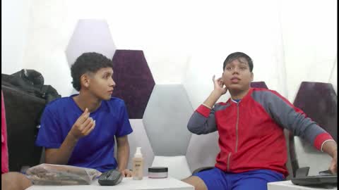 raystewart  online show from November 2025 02:13:01 AM